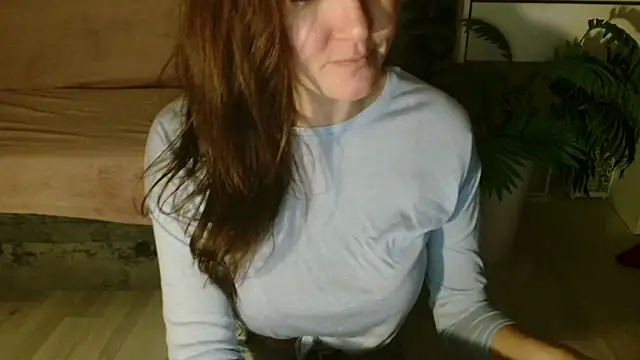 Snapshot of Imcarrieberry chatting on 12/19/25, 04:42 Imcarrieberry online show from 12/19/25, 04:42