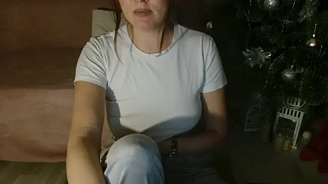 Snapshot of Imcarrieberry chatting on 01/10/26, 02:45 Imcarrieberry online show from 01/10/26, 02:45