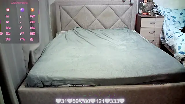 juliettkalen online show from 03/22/26, 07:43