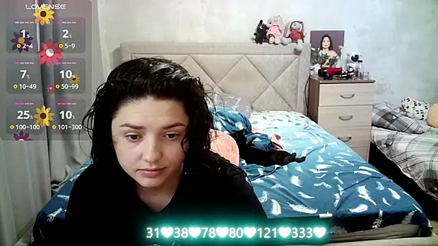 Snapshot of juliettkalen chatting on 06/24/26, 03:27 juliettkalen online show from 06/24/26, 03:27