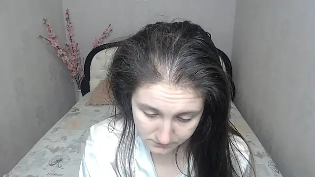 Holliy Cooper online show from 02/19/26, 09:39