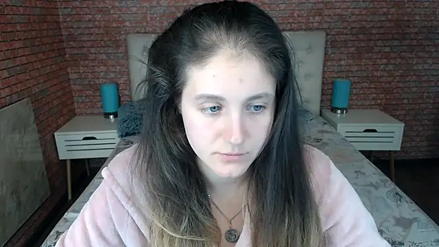 Snapshot of Holliy_Cooper chatting on 09/22/25, 07:47 Holliy Cooper online show from 09/22/25, 07:47