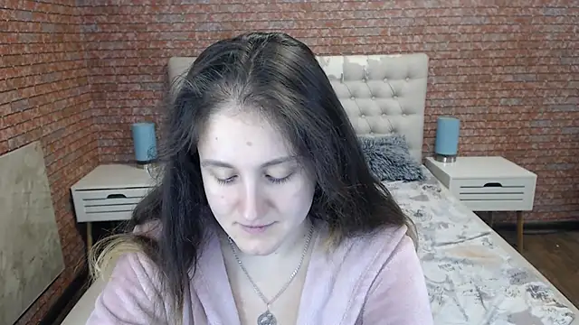 Snapshot of Holliy_Cooper chatting on 09/24/25, 07:59 Holliy Cooper online show from 09/24/25, 07:59
