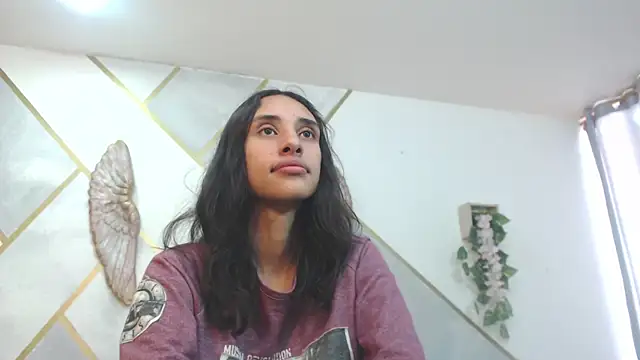 RoxanaCyrano  online show from 02/17/25, 06:28