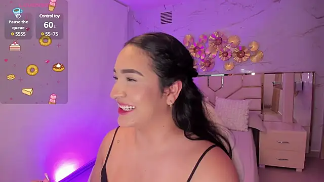 Snapshot of stephania_diamond chatting on 12/08/24, 08:09 stephania diamond online show from 12/08/24, 08:09