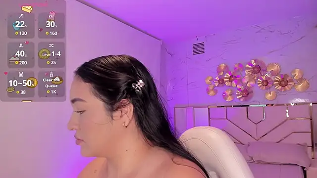 Snapshot of stephania_diamond chatting on 12/07/24, 02:47 stephania diamond online show from 12/07/24, 02:47