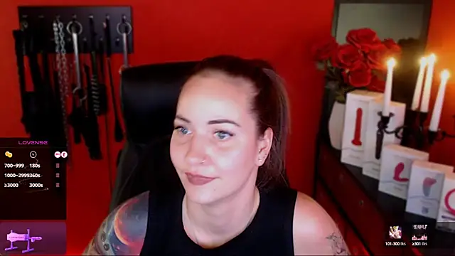 Snapshot of _Jane_Warren_ chatting on 02/05/25, 09:50 Jane Warren online show from 02/05/25, 09:50