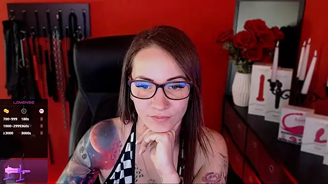 Snapshot of _Jane_Warren_ chatting on 03/20/25, 03:04 Jane Warren online show from 03/20/25, 03:04