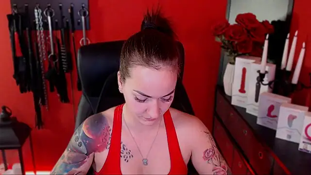 Snapshot of _Jane_Warren_ chatting on 02/19/25, 03:05 Jane Warren online show from 02/19/25, 03:05