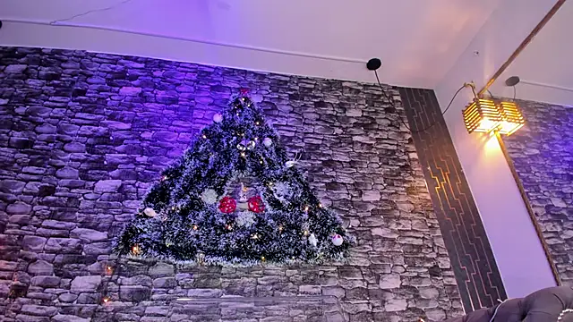 Snapshot of jade_swet chatting on 12/16/25, 09:46 jade swet online show from 12/16/25, 09:46