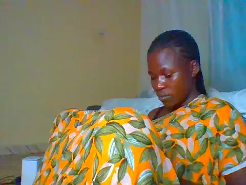 prettychic5 online show from 04/23/26, 03:13