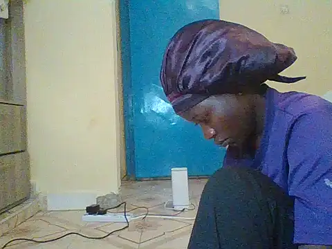 prettychic5 online show from 10/15/25, 07:16