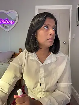 RoseMelanie online show from 11/30/25, 08:26