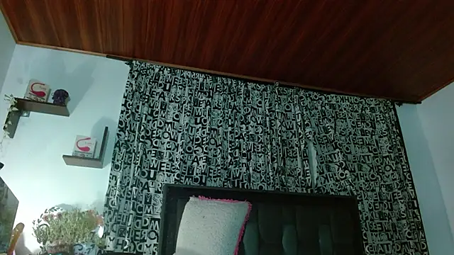 DULCE ZOE online show from 06/23/26, 04:10