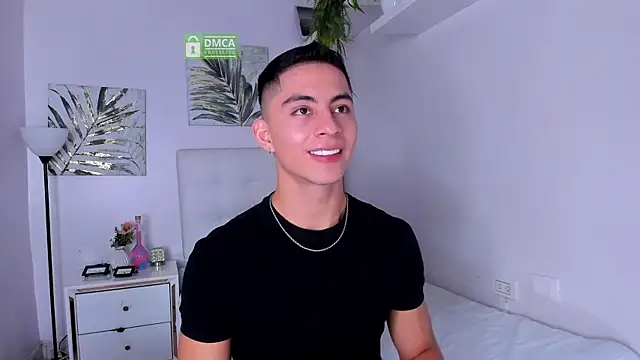 Snapshot of Matty_Adams chatting on 02/25/25, 06:33 Matty Adams online show from 02/25/25, 06:33