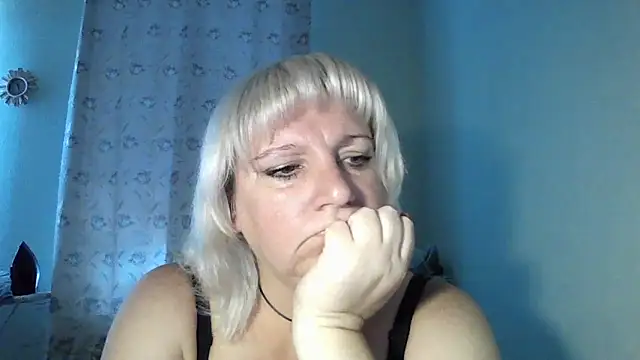 MeilomaWesa online show from 09/16/25, 08:48