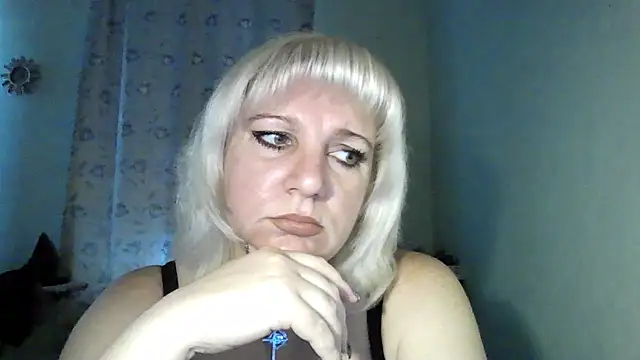 MeilomaWesa online show from 10/31/25, 12:02