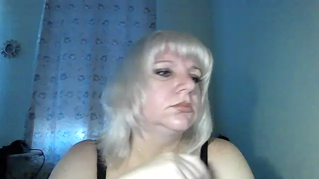 MeilomaWesa online show from 11/18/25, 06:28