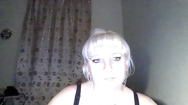 MeilomaWesa online show from 12/01/25, 06:31