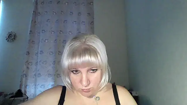 MeilomaWesa online show from 12/17/25, 06:18