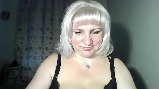 MeilomaWesa online show from 12/18/25, 12:31