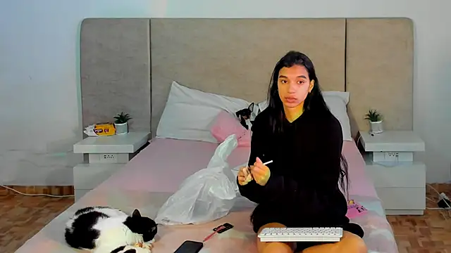 katt pelaez online show from 10/11/25, 06:20