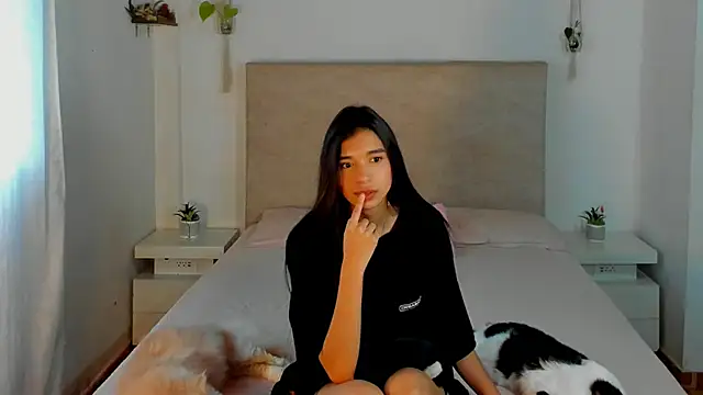 katt pelaez online show from 02/04/26, 05:41