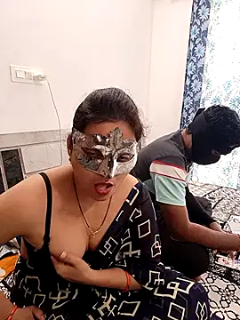 Snapshot of Harsh_Ankita_Couple chatting on 11/19/25, 07:08 Harsh Ankita Couple online show from 11/19/25, 07:08
