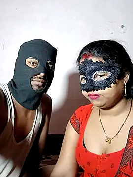 Snapshot of Something_61 chatting on 02/05/25, 02:08 Something 61 online show from 02/05/25, 02:08