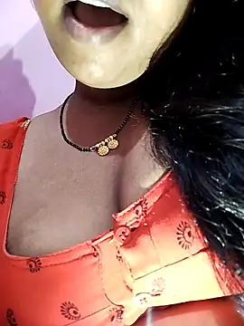 Snapshot of Something_61 chatting on 10/16/25, 04:59 Something 61 online show from 10/16/25, 04:59