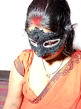 Snapshot of Something_61 chatting on 03/10/25, 05:54 Something 61 online show from 03/10/25, 05:54