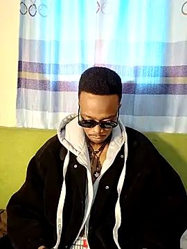 Snapshot of BIGDICKMULLAH chatting on 02/24/26, 10:27 BIGDICKMULLAH online show from 02/24/26, 10:27