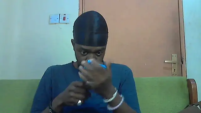 BIGDICKMULLAH online show from 10/28/25, 04:35