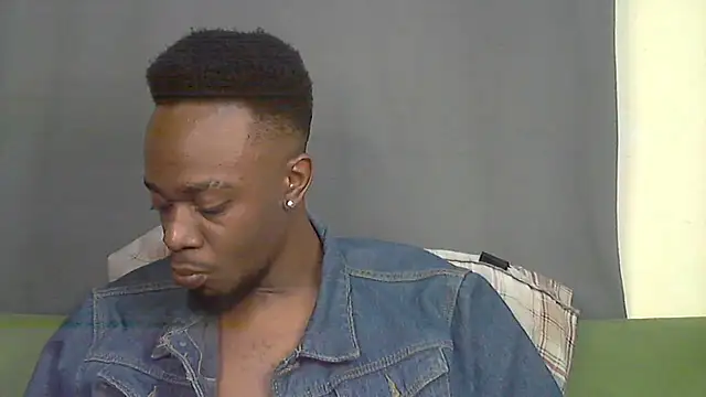 Snapshot of BIGDICKMULLAH chatting on 01/11/26, 10:16 BIGDICKMULLAH online show from 01/11/26, 10:16