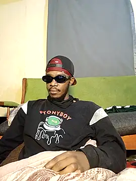 Snapshot of BIGDICKMULLAH chatting on 04/28/26, 02:10 BIGDICKMULLAH online show from 04/28/26, 02:10