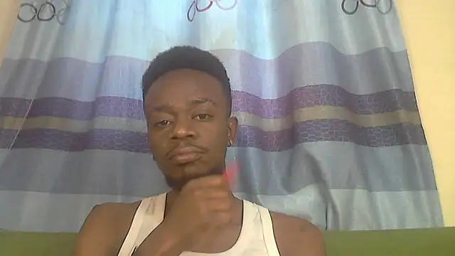 Snapshot of BIGDICKMULLAH chatting on 01/17/26, 03:43 BIGDICKMULLAH online show from 01/17/26, 03:43