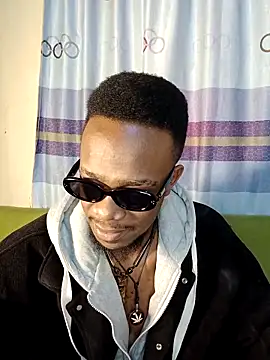 Snapshot of BIGDICKMULLAH chatting on 02/25/26, 03:29 BIGDICKMULLAH online show from 02/25/26, 03:29