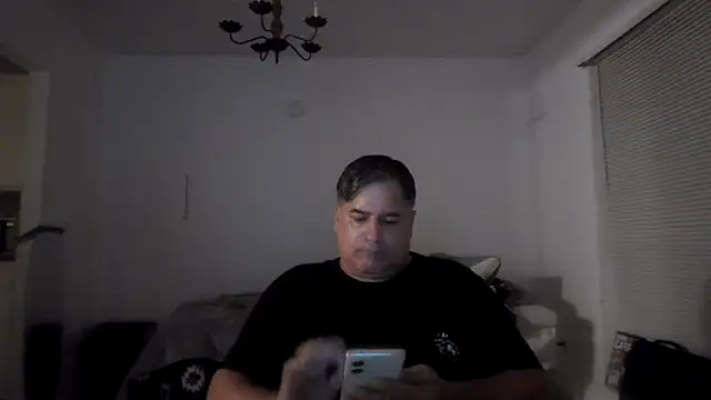 Peachestabby147 online show from 12/21/25, 10:50