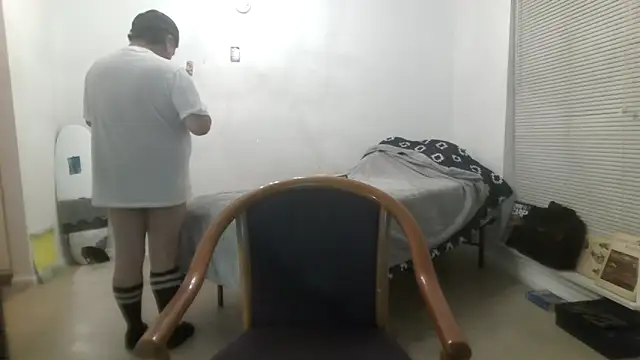 Peachestabby147 online show from 02/19/26, 08:22