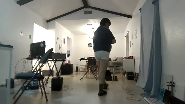 Peachestabby147 online show from 02/26/26, 05:40