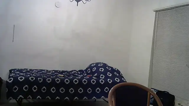 Peachestabby147 online show from 11/16/25, 05:12