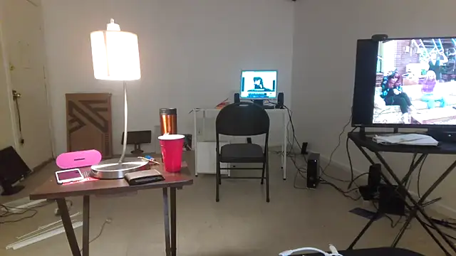 Peachestabby147 online show from 10/23/25, 08:13