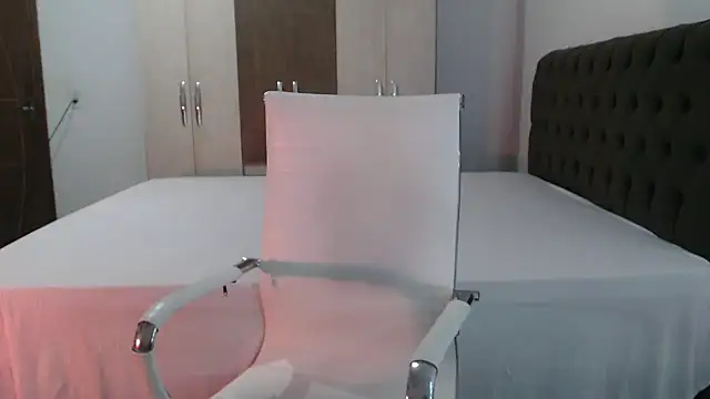 Snapshot of Nanda_fer chatting on 01/16/26, 04:27 Nanda fer online show from 01/16/26, 04:27