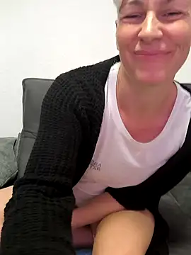 DarleenHot online show from 10/21/25, 06:29