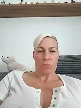 DarleenHot online show from 05/21/26, 08:23