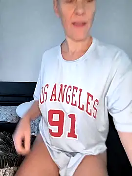 DarleenHot online show from 10/27/25, 06:47