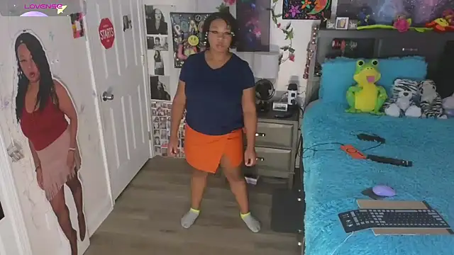 temptressbeauty24 online show from 10/11/25, 03:18
