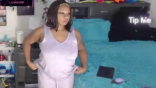 temptressbeauty24 online show from 11/14/25, 05:11