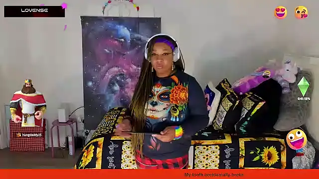 temptressbeauty24 online show from 02/09/25, 01:11