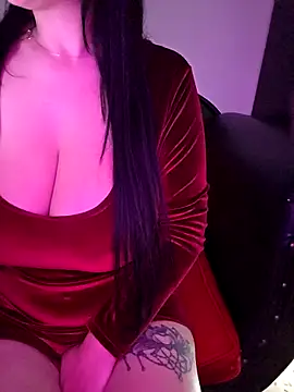 Zeina2024 online show from 04/14/26, 06:57